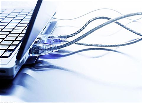 PCI 64、PCI-X、PCI-E插槽之间都有什么区别?